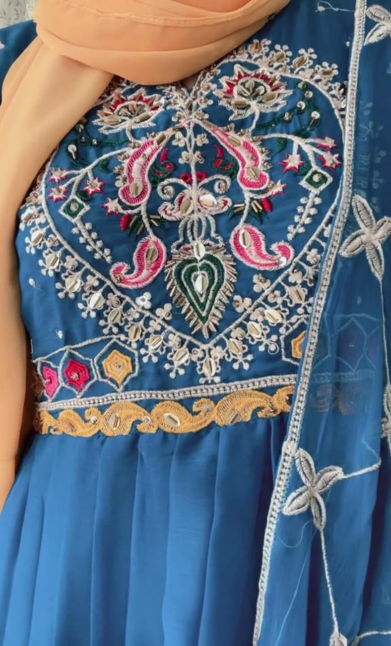 Noor Maxi