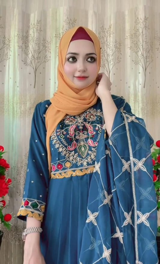 Noor Maxi